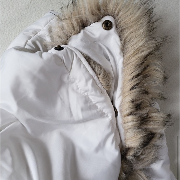 Prince & Fox White Puffer Vest Size S/P - Picture 8 of 10